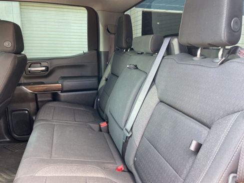 Used 2020 Chevrolet Silverado 1500 RST image 12