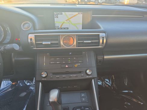 Used 2015 Lexus IS 250 NA image 20