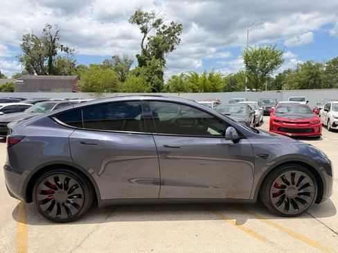 Used 2023 Tesla Model Y Performance AWD/4WD image 6