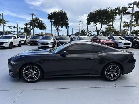 Used 2024 Ford Mustang Coupe RWD image 11