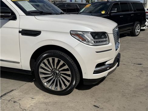 Used 2019 Lincoln Navigator Reserve w/ Cargo Package AWD/4WD image 7