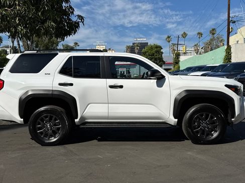 Certified 2025 Toyota 4Runner SR5 image 3