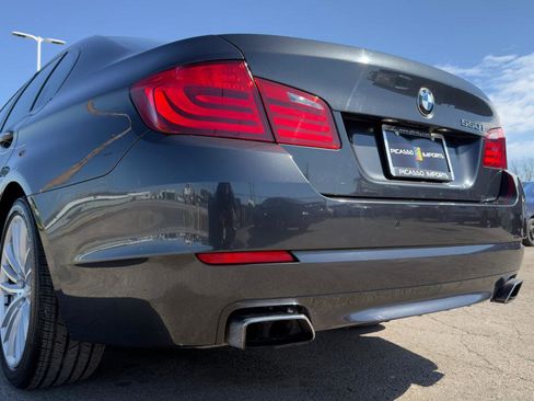 Used 2012 BMW 550i xDrive Sedan image 8