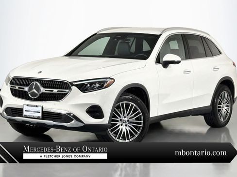 Used 2026 Mercedes-Benz GLC 300 image 1