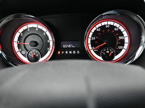 Used 2016 Dodge Grand Caravan SE image 12