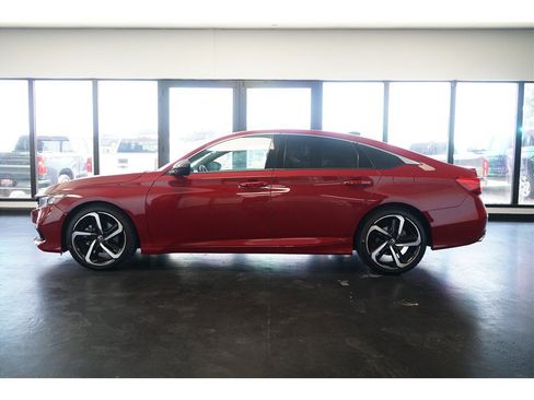 Used 2021 Honda Accord Sport image 4