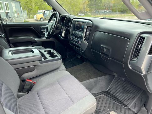 Used 2017 Chevrolet Silverado 1500 LT w/ All Star Edition AWD/4WD image 10