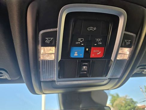 Used 2025 RAM 1500 Laramie image 17