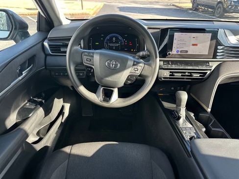 Certified 2025 Toyota Camry LE image 10