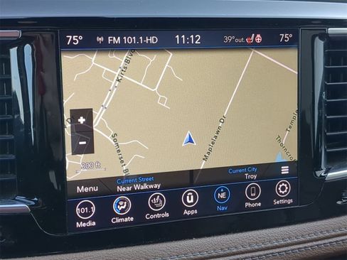 Used 2020 Chrysler Pacifica Limited image 29