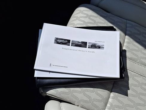 Used 2021 Lincoln Nautilus Black Label image 27