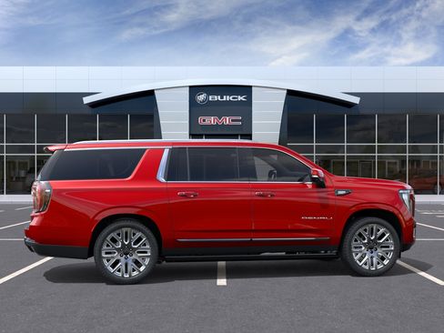 New 2026 GMC Yukon XL Denali Ultimate w/ LPO, Illumination Package AWD/4WD image 5