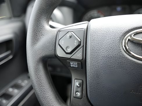 Used 2023 Toyota Tacoma SR AWD/4WD image 23