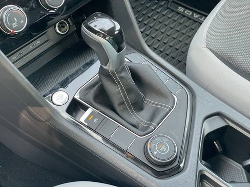 Certified 2024 Volkswagen Taos S AWD/4WD image 21