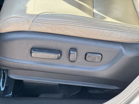 Used 2016 Honda CR-V EX-L image 24