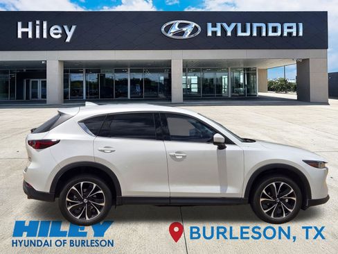 Used 2023 MAZDA CX-5 AWD 2.5 S w/ Premium Package image 3