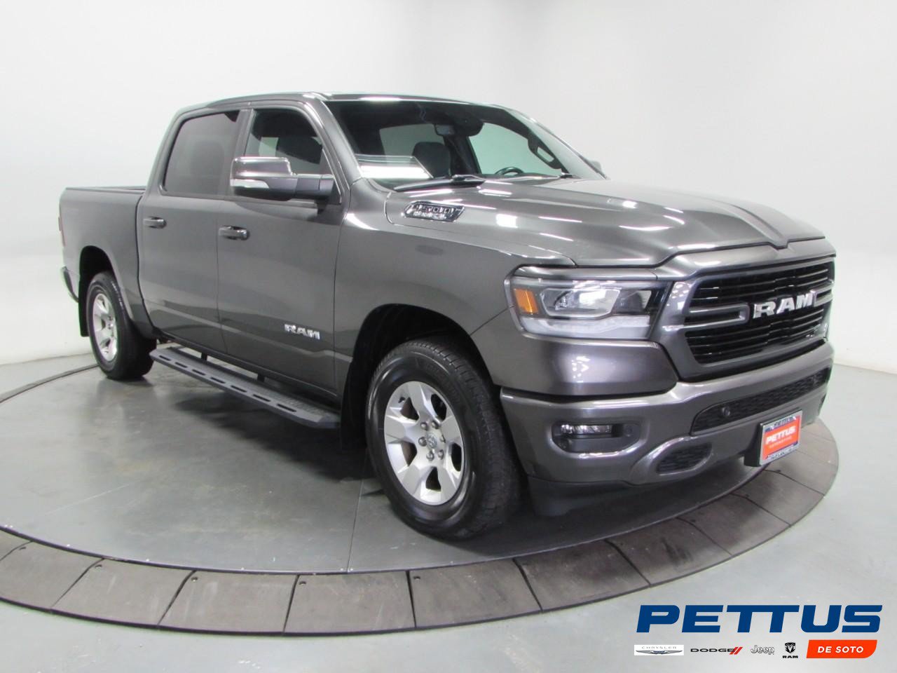 Used 2020 RAM 1500 Big Horn AWD/4WD image 1