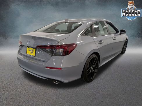 Used 2025 Honda Civic Sport image 4