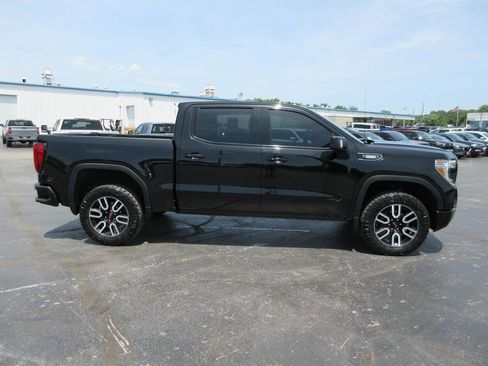 Used 2021 GMC Sierra 1500 AT4 w/ AT4 Value Package AWD/4WD image 5