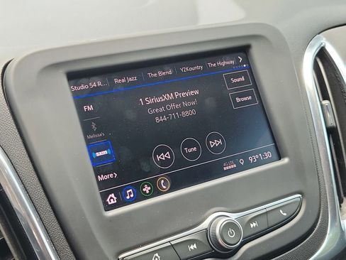 Used 2021 Chevrolet Equinox LT FWD image 24