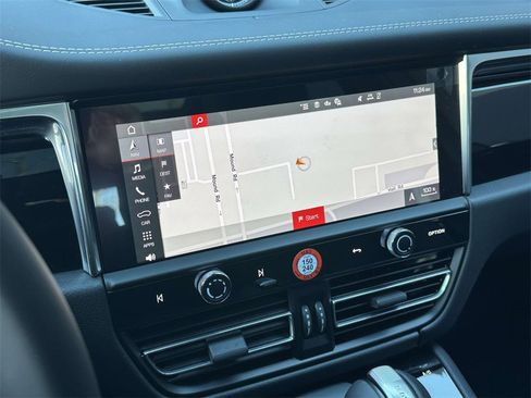 New 2026 Porsche Macan S image 25