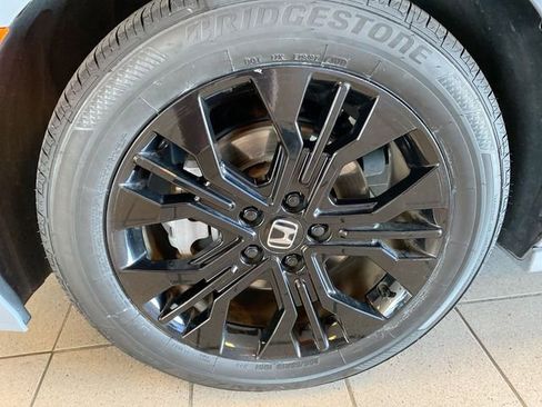 Used 2025 Honda Odyssey Sport-L image 10