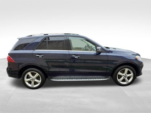 Used 2017 Mercedes-Benz GLE 350 4MATIC image 4