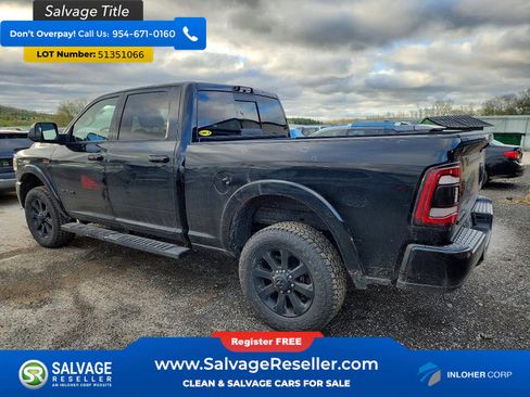 Used 2022 RAM 2500 Laramie w/ Night Edition AWD/4WD image 3