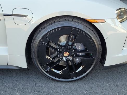 New 2026 Porsche Taycan image 11