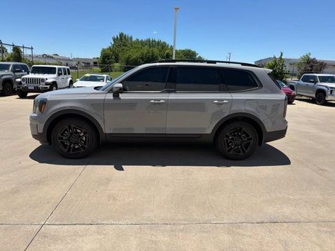 Used 2025 Kia Telluride SX Prestige X-Line AWD/4WD image 3
