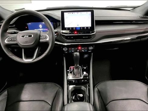 Used 2024 Jeep Compass Trailhawk w/ Trailhawk Elite Group AWD/4WD image 18