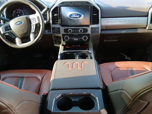 Used 2022 Ford F250 King Ranch w/ King Ranch Ultimate Package AWD/4WD image 12