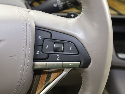 Used 2021 Cadillac Escalade ESV Sport Platinum AWD/4WD image 44
