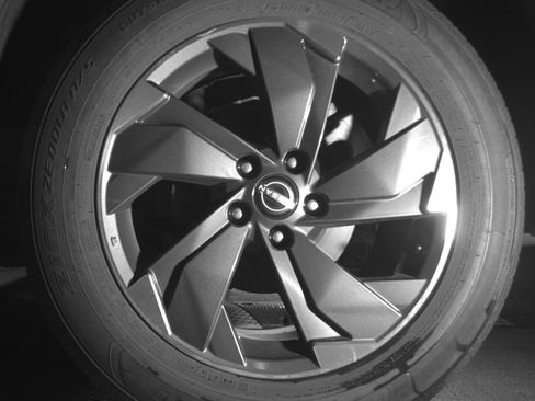 Used 2025 Nissan Rogue SV FWD image 14
