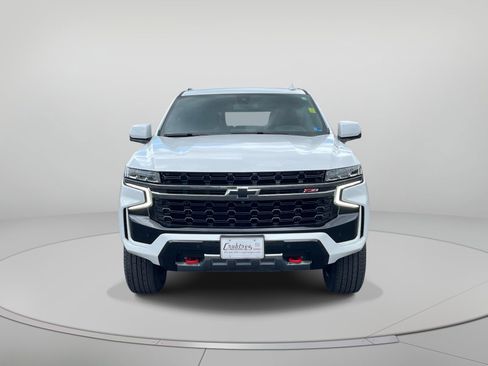 Used 2022 Chevrolet Tahoe Z71 w/ Luxury Package AWD/4WD image 9