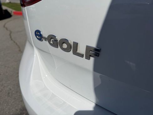 Used 2016 Volkswagen e-Golf SEL Premium image 10