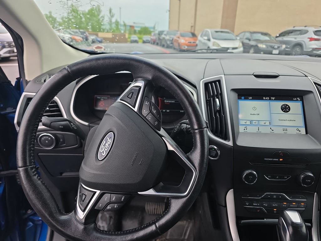 Used 2018 Ford Edge SEL w/ Equipment Group 201A AWD/4WD image 13