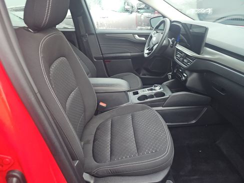 Used 2024 Ford Escape Active w/ Tech Pack #2 AWD/4WD image 11