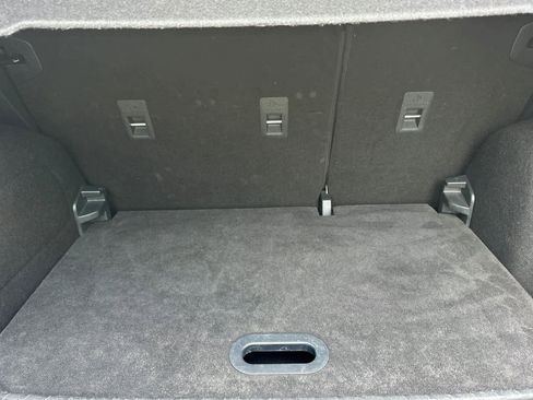 Used 2021 Ford EcoSport SE w/ SE Convenience Package image 15