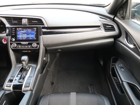 Used 2020 Honda Civic Sport image 15
