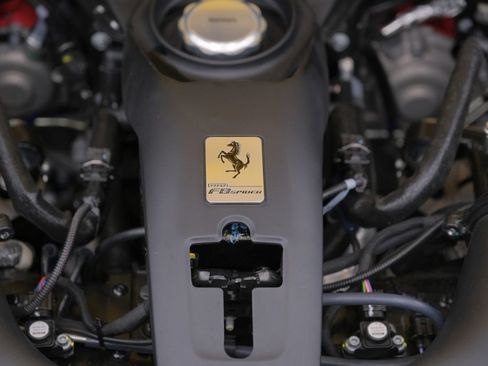 Used 2021 Ferrari F8 Tributo RWD image 53