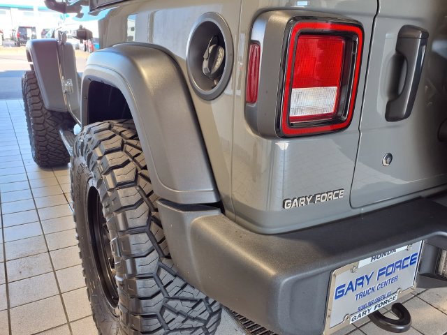Used 2021 Jeep Wrangler Sport AWD/4WD image 18