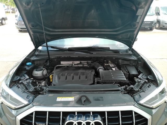 Used 2020 Audi Q3 2.0T Premium Plus w/ Premium Plus Package AWD/4WD image 52