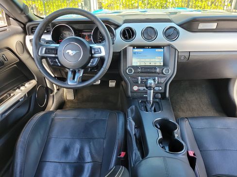 Used 2017 Ford Mustang Premium image 15