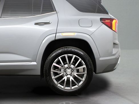 Used 2026 GMC Terrain Denali image 38