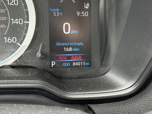 Used 2022 Toyota Corolla LE image 11