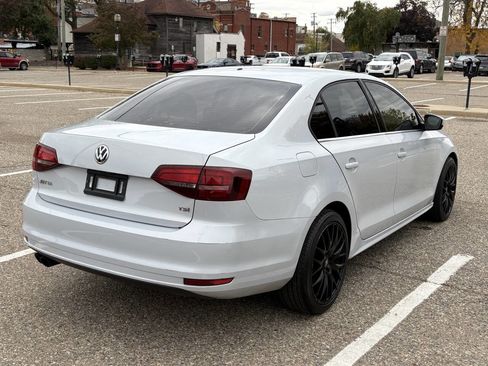 Used 2017 Volkswagen Jetta S image 31