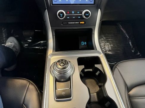 Used 2022 Ford Edge SEL w/ Convenience Package AWD/4WD image 15