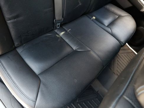 Used 2019 Toyota Tacoma TRD Sport image 12