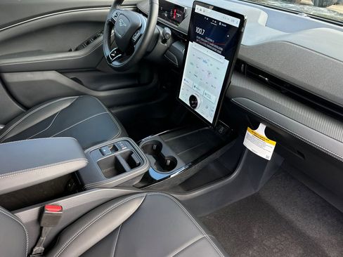 New 2026 Ford Mustang Mach-E Select w/ Interior Protection Package image 15